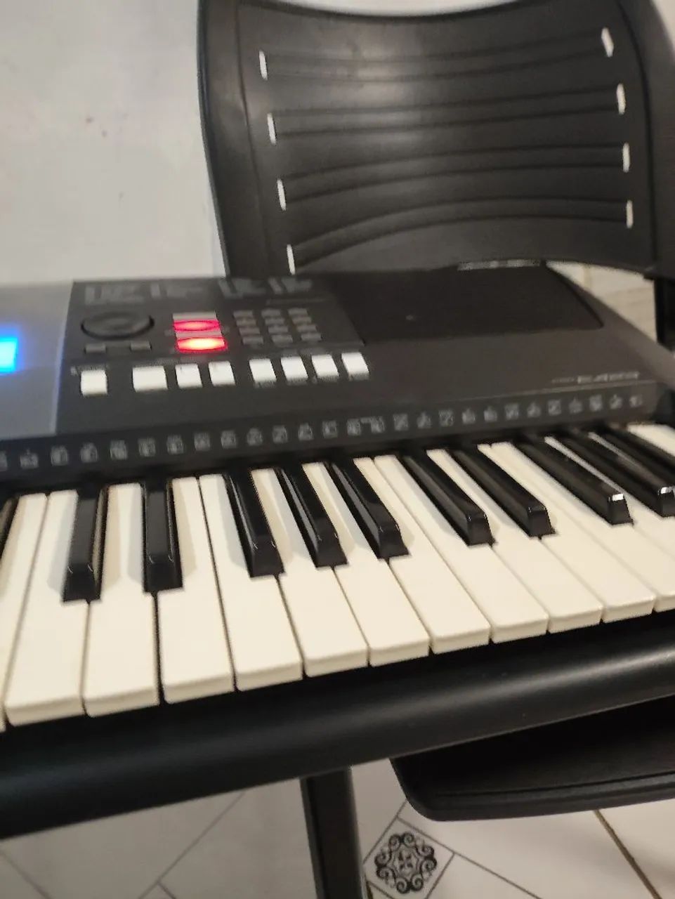 Teclado Yamaha PSR E423