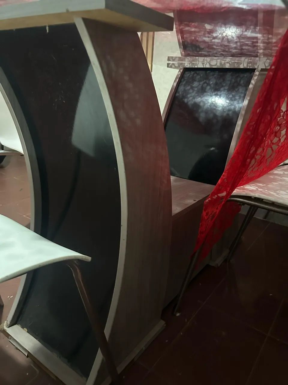 Mesa de vidro com 6 cadeiras - Foto 5