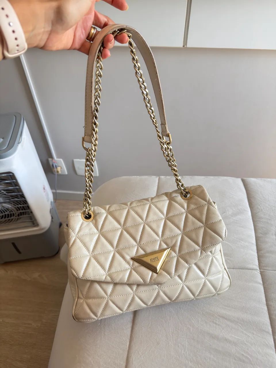 Bolsa Schutz modelo 944 grande  - Foto 3