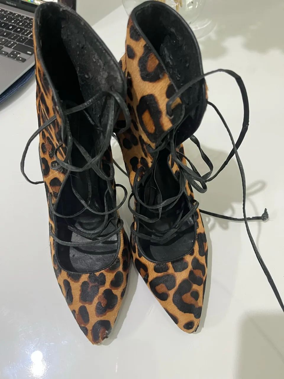 Sapato Schutz 37