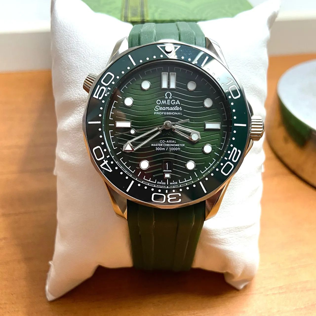 Relógio Omega Seamaster Verde automático bezel em ceramica - Foto 2