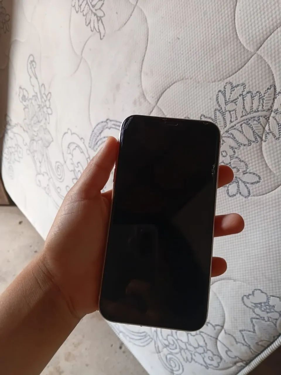 Iphone 11 A venda.