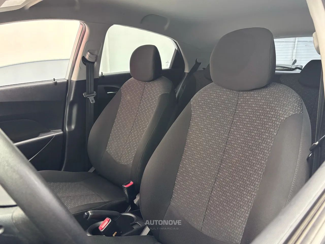 Hyundai HB20 Comfort Plus 1.0 Flex 12V Mec., foto 10 de 15