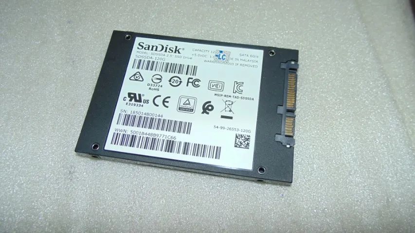 Vendo 1 SSD Plus Sandisk 2,5'' Sata 120gb - Foto 5