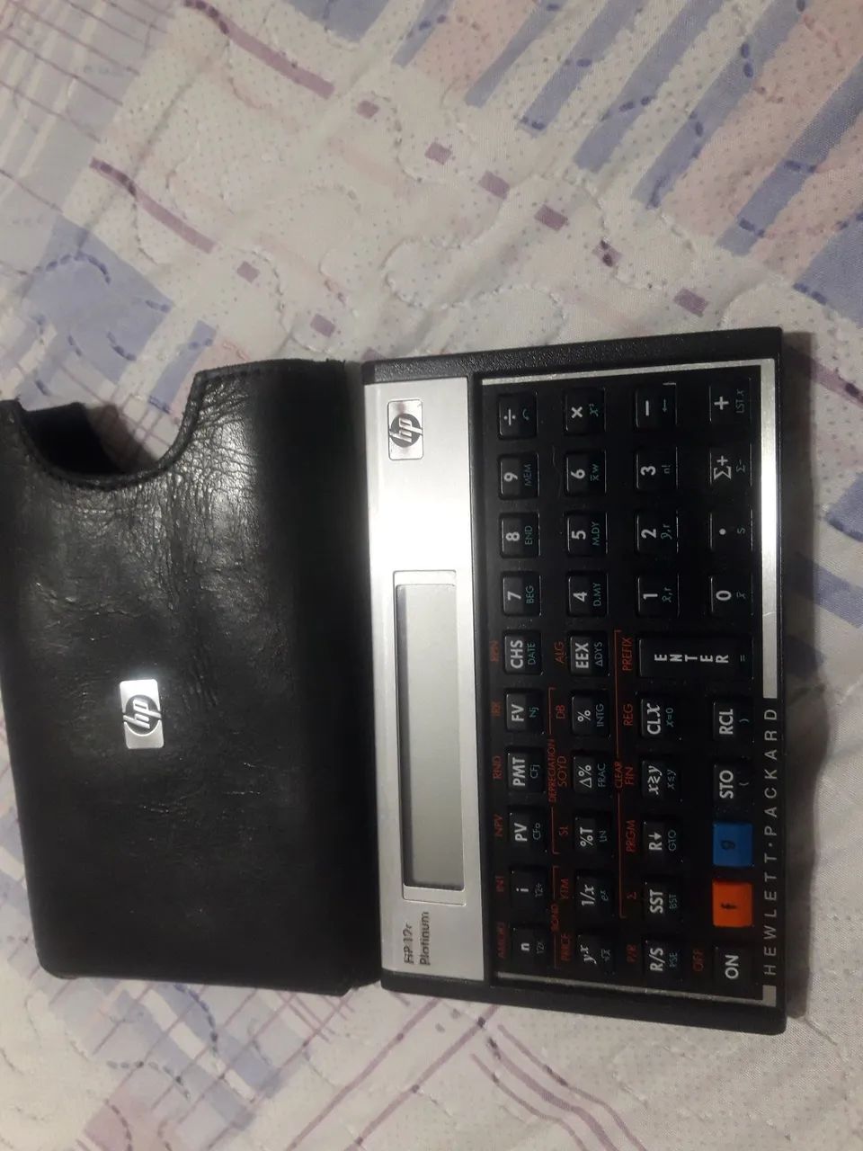 VENDO CALCULADORA HP-12C MODELO PLATINUM  C/CAPINHA - Foto 3