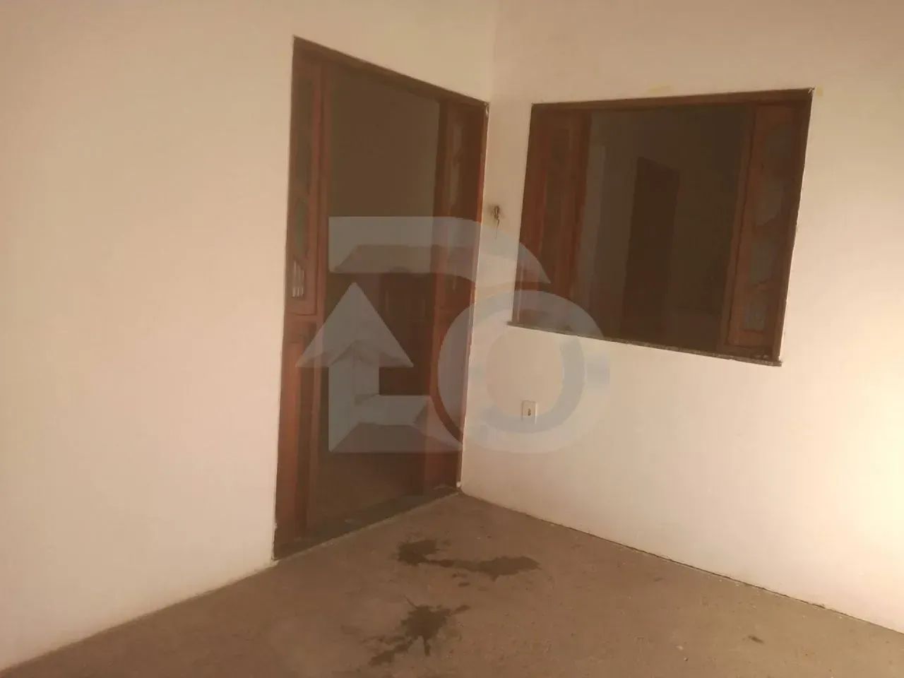 Casa de 120m² no Bairro Jardim Centenário com 2 Quartos, Quintal e Área de Serviço. - Foto 2