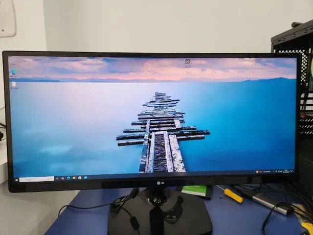 Monitor LG Ultrawide 25 Gamer