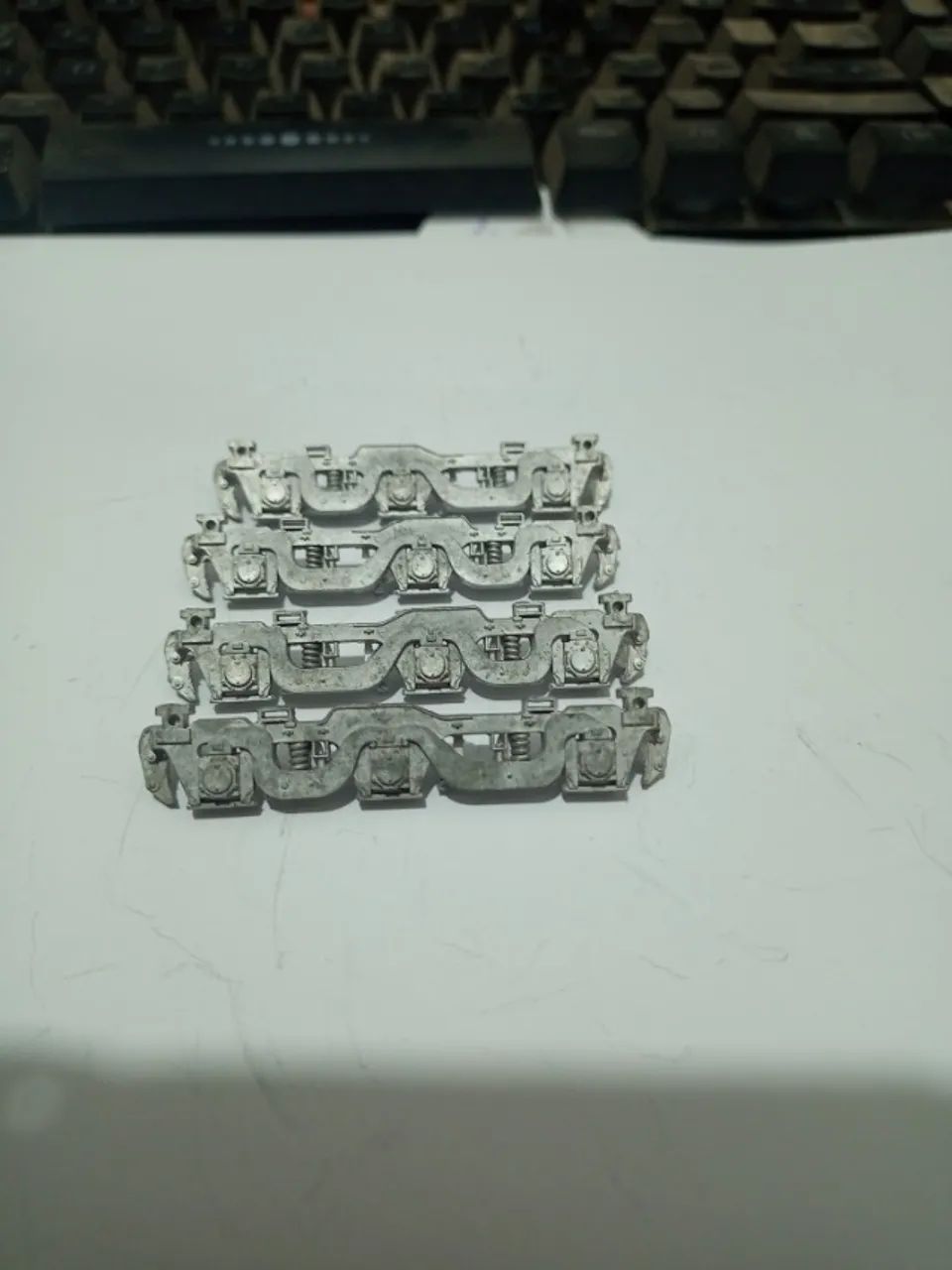 TRUCKS PARA LOCOMOTIVAS HO