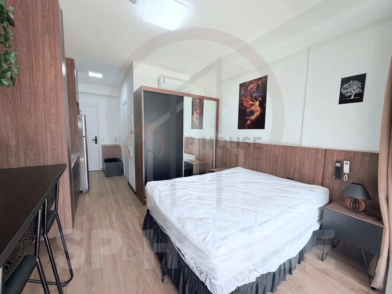 Studio mobiliado para locação Moema, 1 quarto, 1 banheiro, varanda, 29m²,