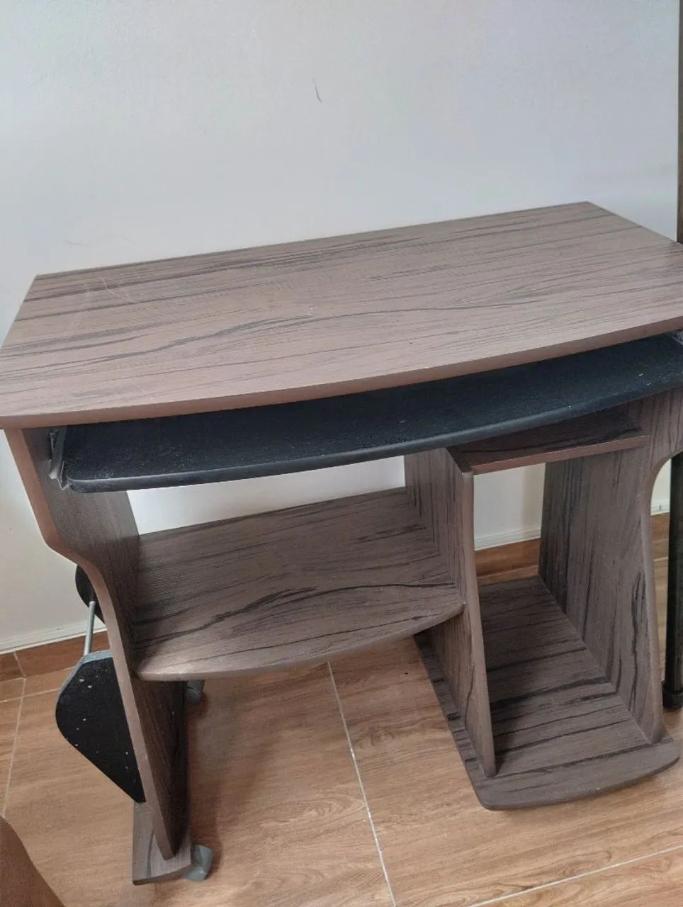 Mesinha de Computador 