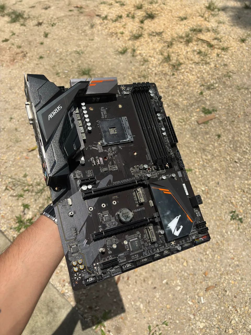 PLACA-MÃE GIGABYTE B450 AORUS ELITE V2 - REV. 1.0 