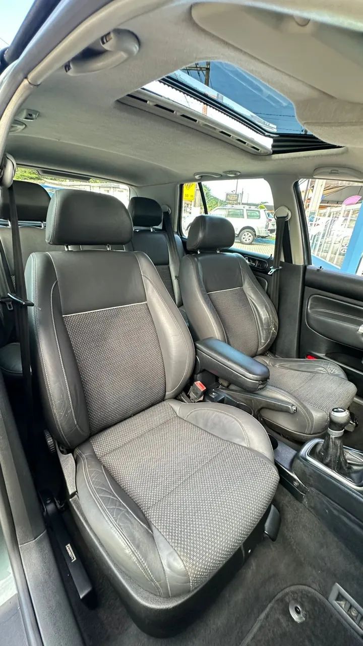 Volkswagen Golf Sportline 1.6 MI Total Flex 8V 4P 2011 - Foto 10