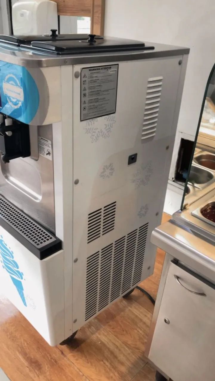 Máquina de sorvete e açaí expresso  - Foto 2