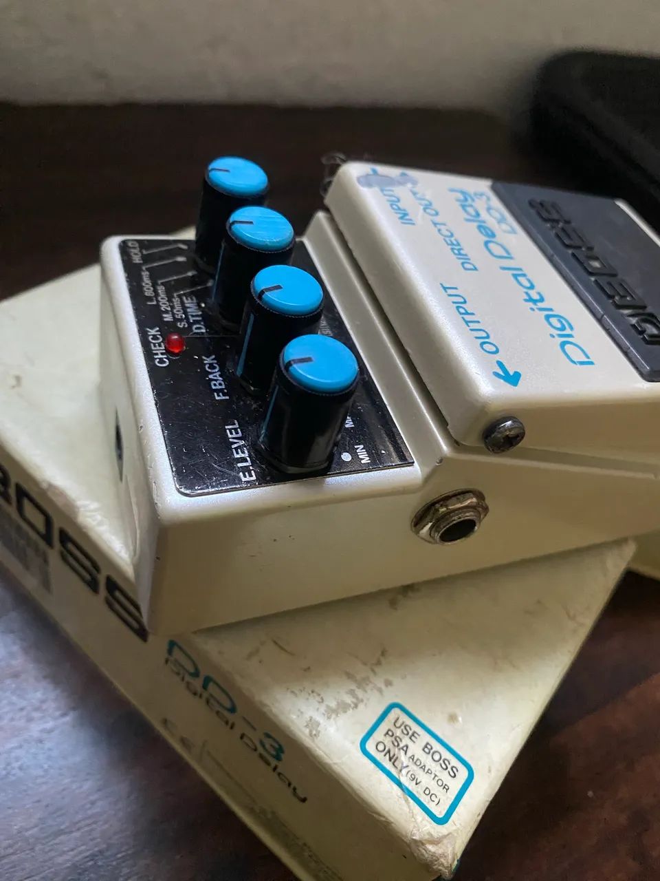 Digital Delay Boss DD-3 Leia o anúncio  - Foto 4