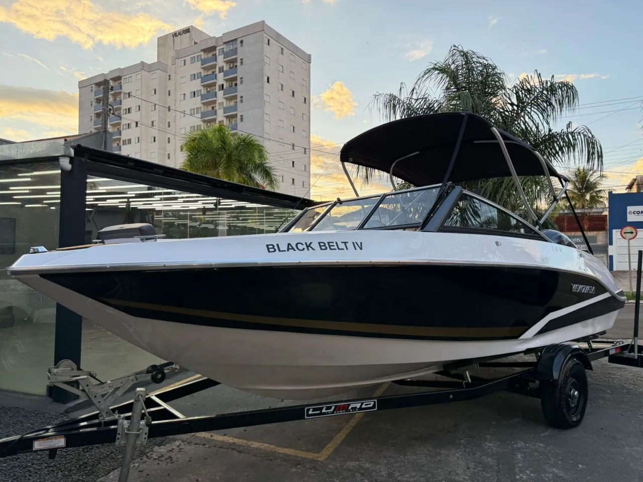 LANCHA VENTURA 195 CROSSOVER 2022 - Foto 4