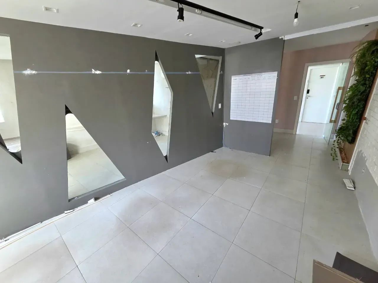 LOCAÇÃO - SALA COMERCIAL  - TECH OFFICE  | PONTA D´AREIA