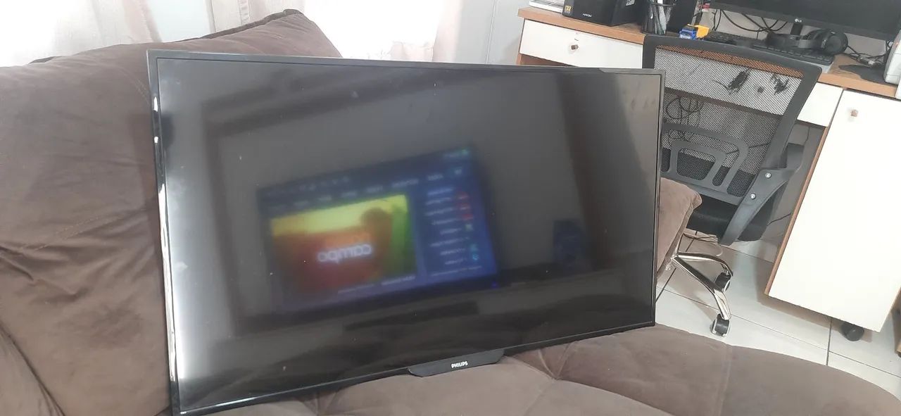 Vendo TV  lcd 43 Philips  - Foto 4