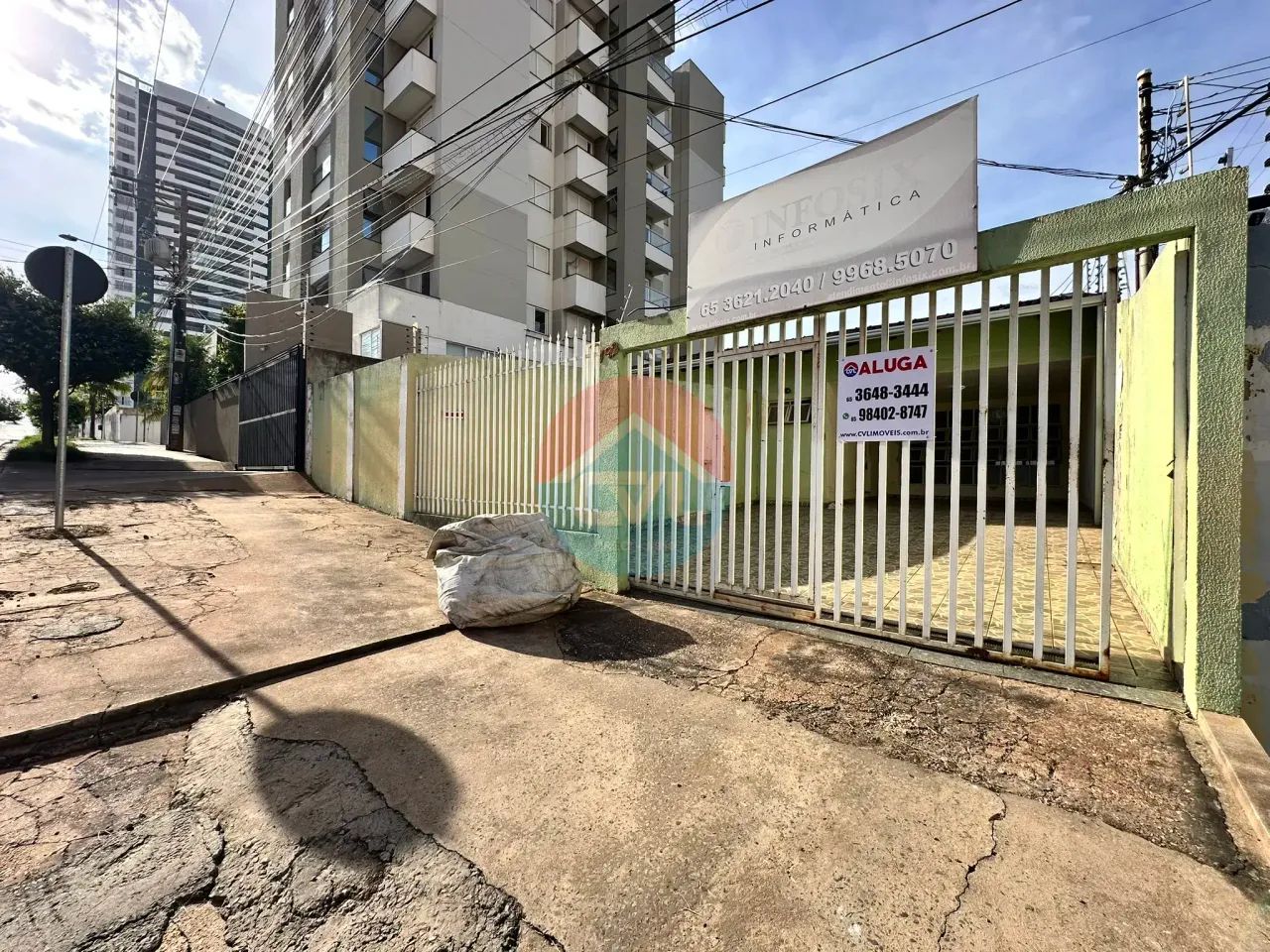 EXCELENTE CASA COMERCIAL LOCALIZADA NO BAIRRO BOSQUE DA SAÚDE. codigo: 340425 - Foto 3