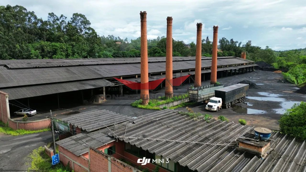 Loja / Salão / Ponto Comercial à venda em Sete Lagoas