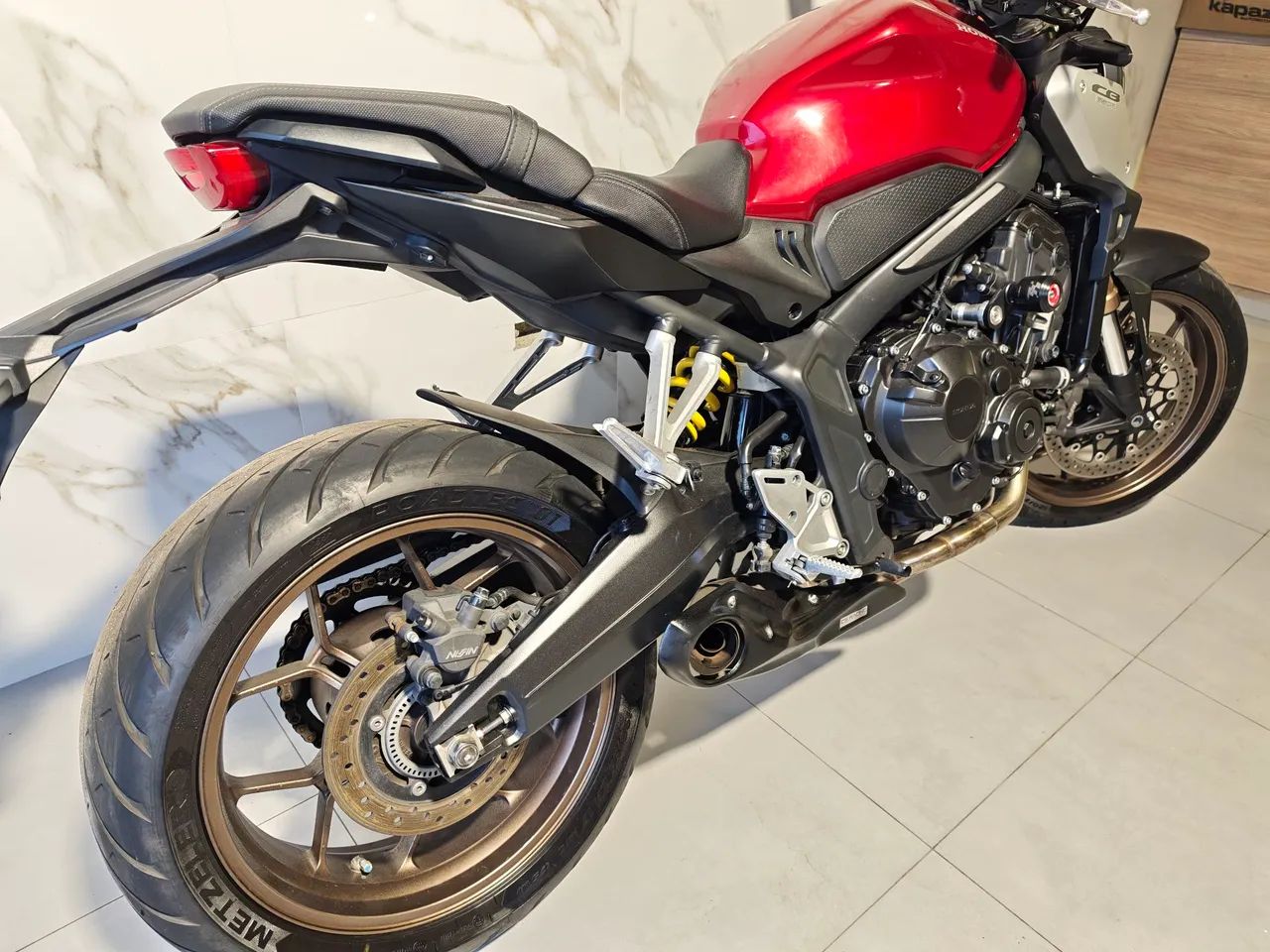 CB 650R - Foto 3