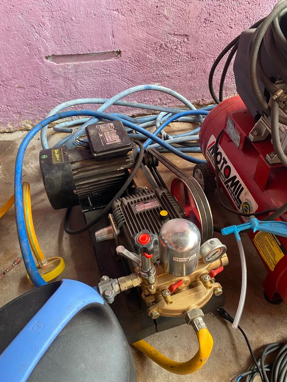 Maquinário de lava Jato