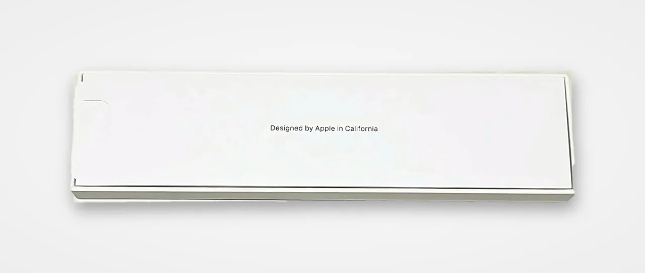 Apple Pencil Pro - Compatível com iPad Pro 11, 13 e iPad Mini (na caixa original) - Foto 2
