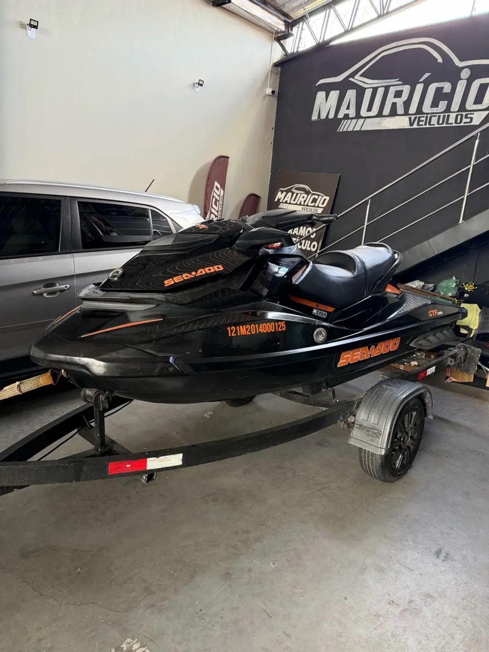 Jet ski