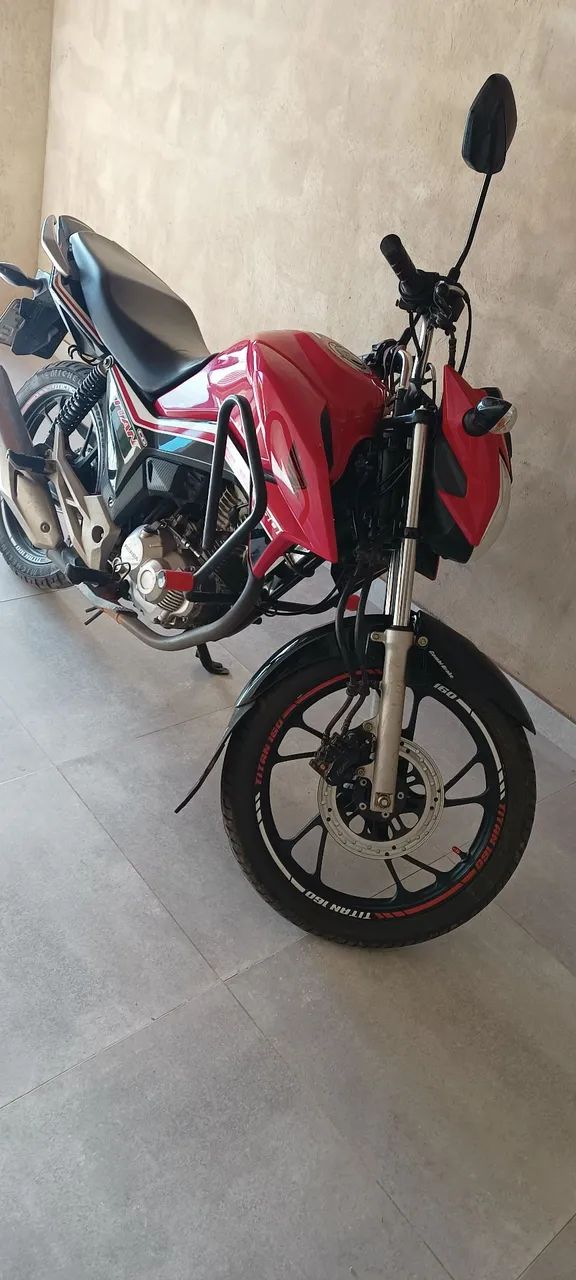 Vendo ou troco Titan 160 2018/2019