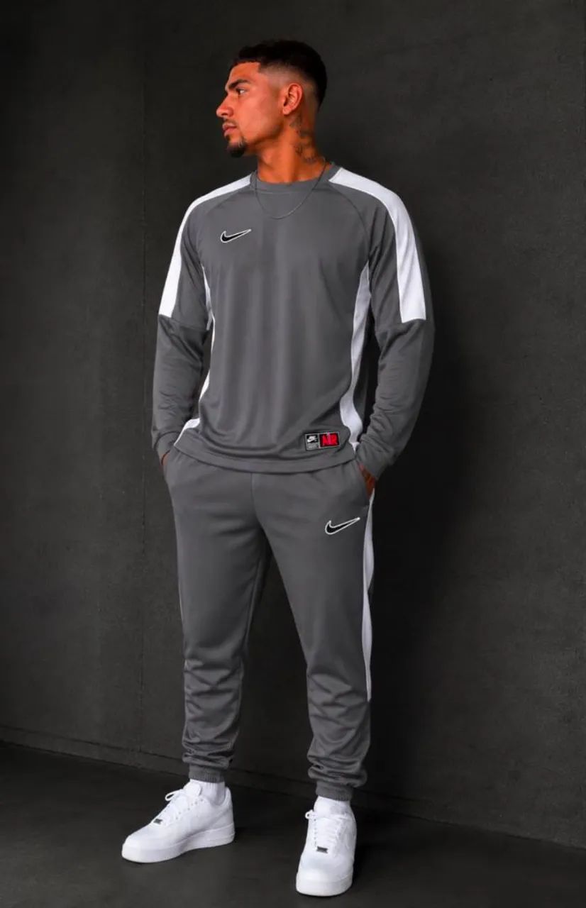 Conjunto Dri-Fit Squad - Foto 2