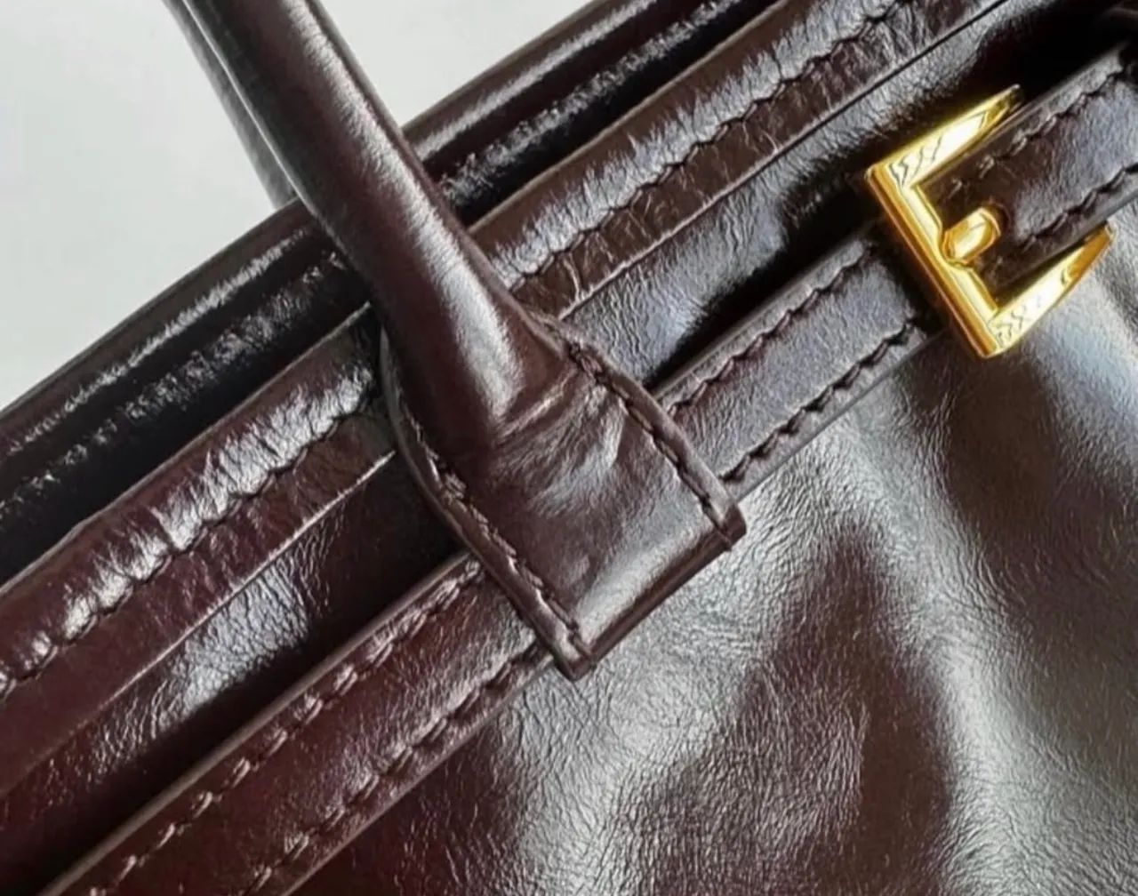 Bolsa Prada Bonnie em couro  - Foto 3