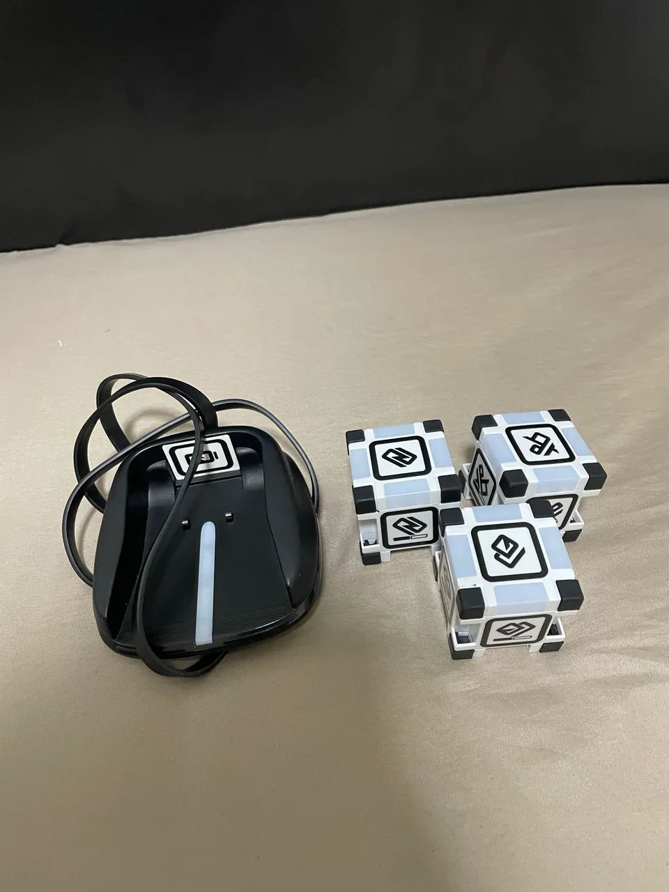 ROBÔ COZMO - Foto 4