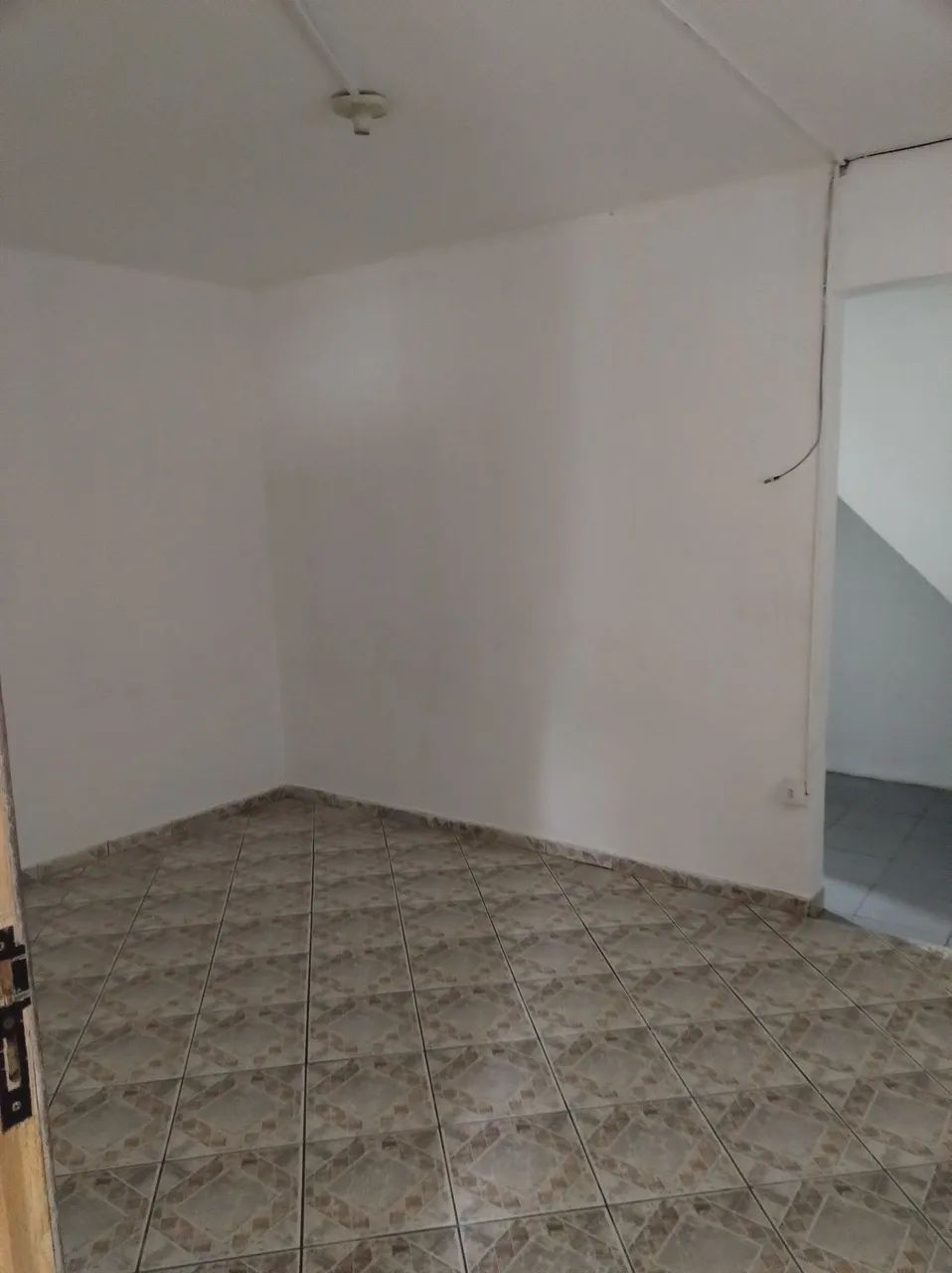 Vendo sobrado em ótima localização no bairro Cajuru  - Foto 5