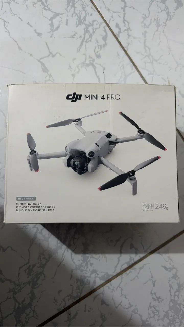 DJI Mini 4 Pro, Combo Fly More