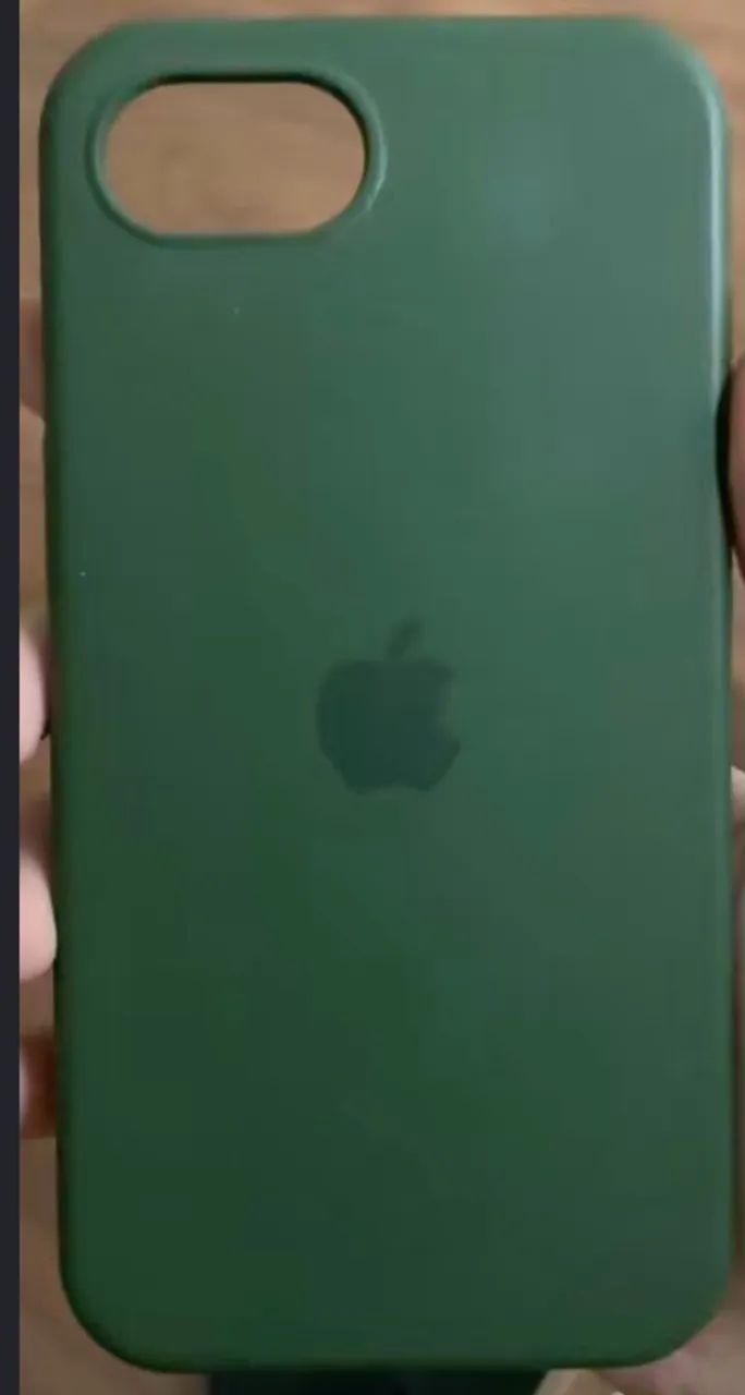 capa de silicone apple iphone 16e verde