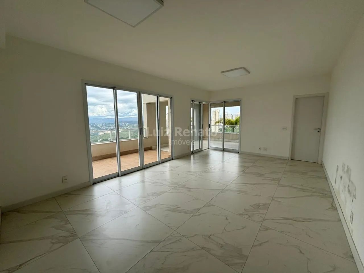 Apartamento para locação com 4 quartos no Vila da Serra. - Foto 2