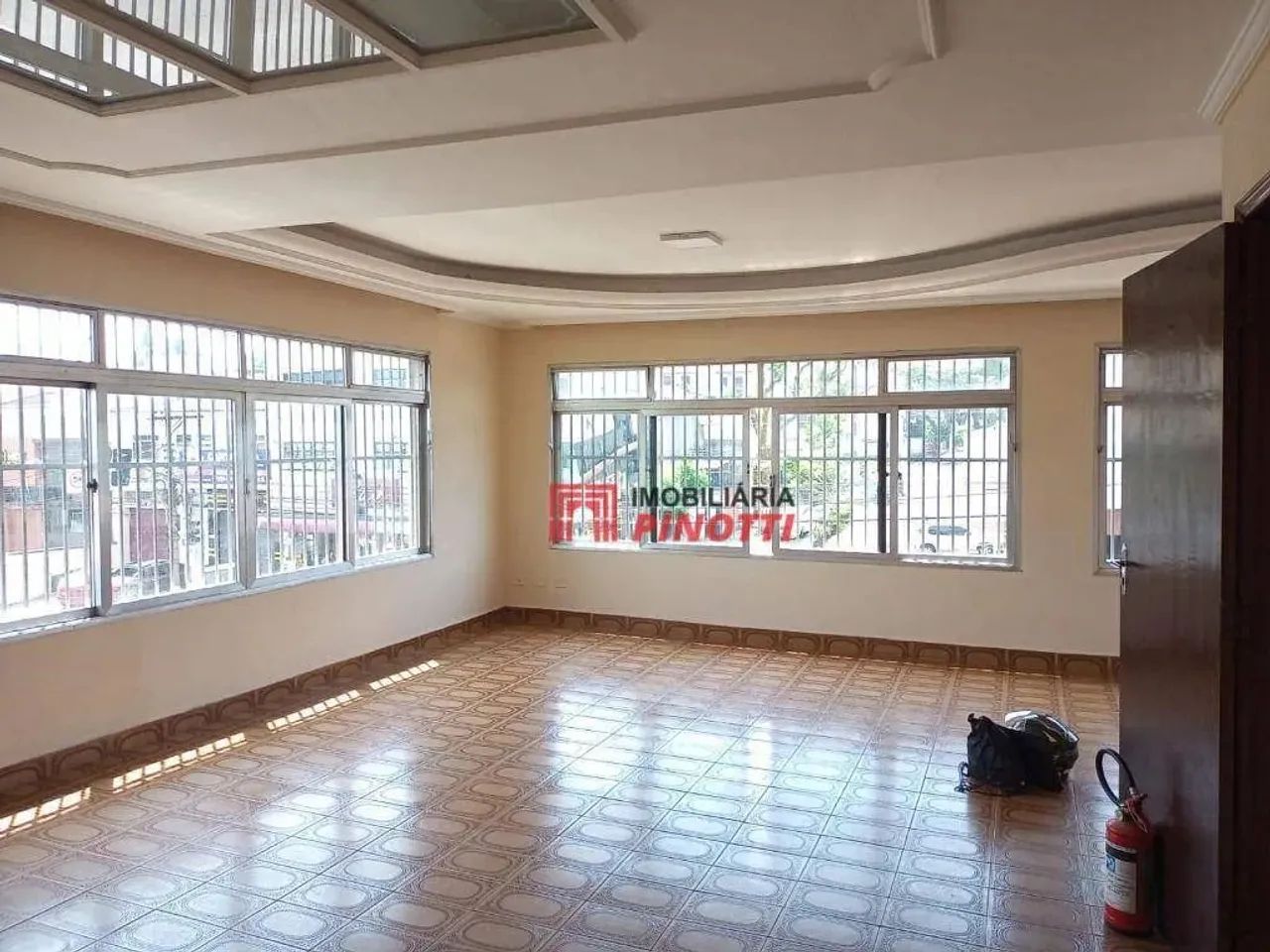 Prédio Comercial à Venda  Bairro dos Casas 560 m2 - Foto 2