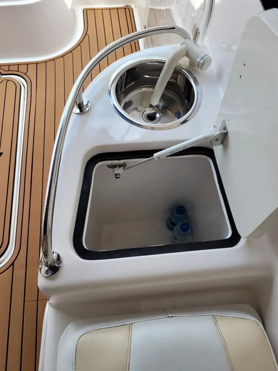 Lancha Phantom 290  - Foto 5