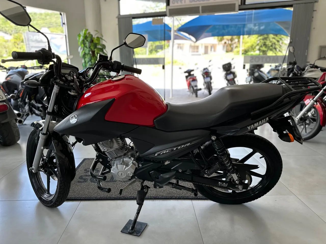 Yamaha YBR 125i FACTOR ED/FLEX - Foto 5