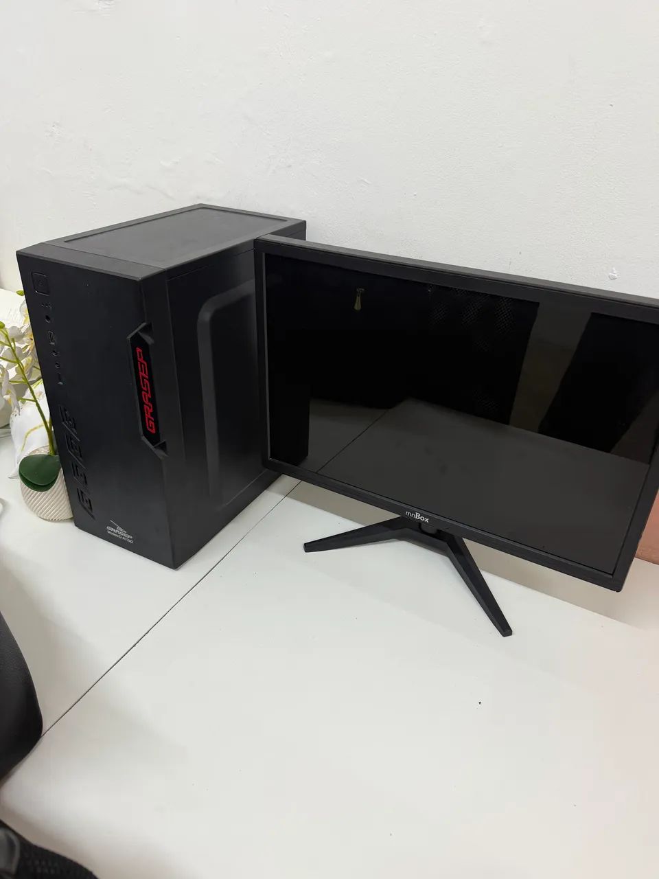 Computador pouco usado