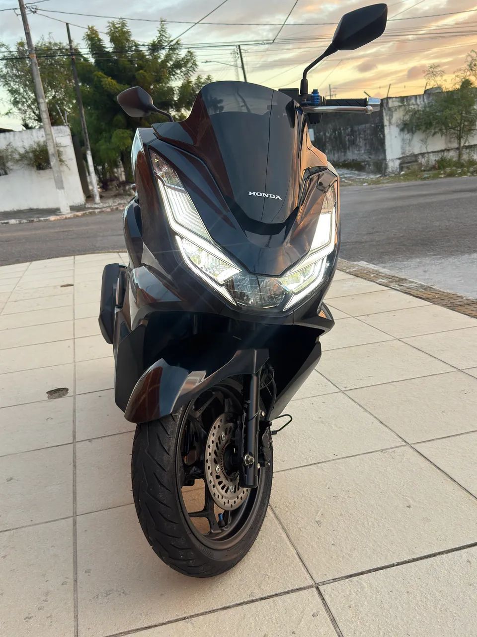 Pcx em perfeito estado 
