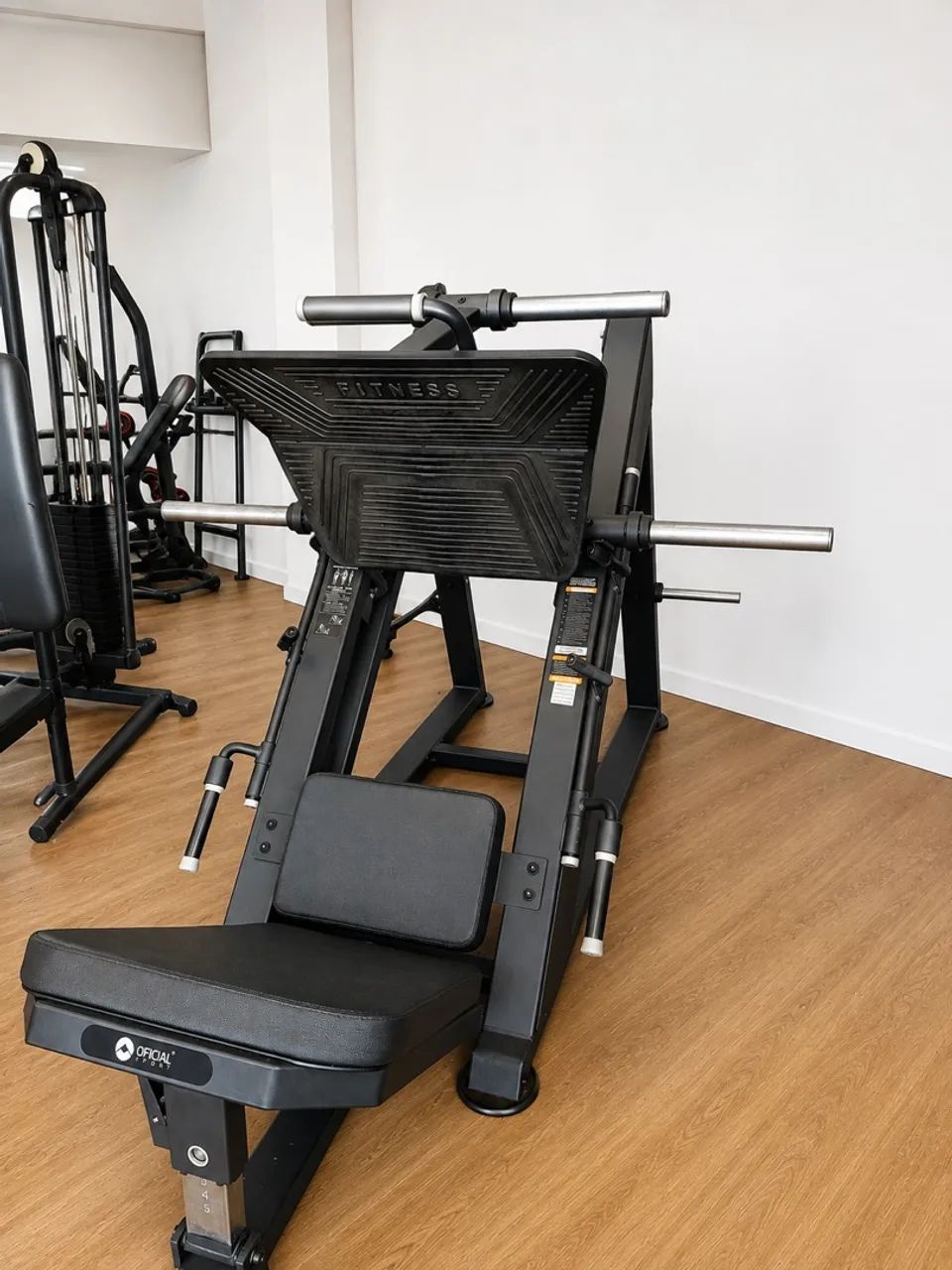 Leg press 45 academia 