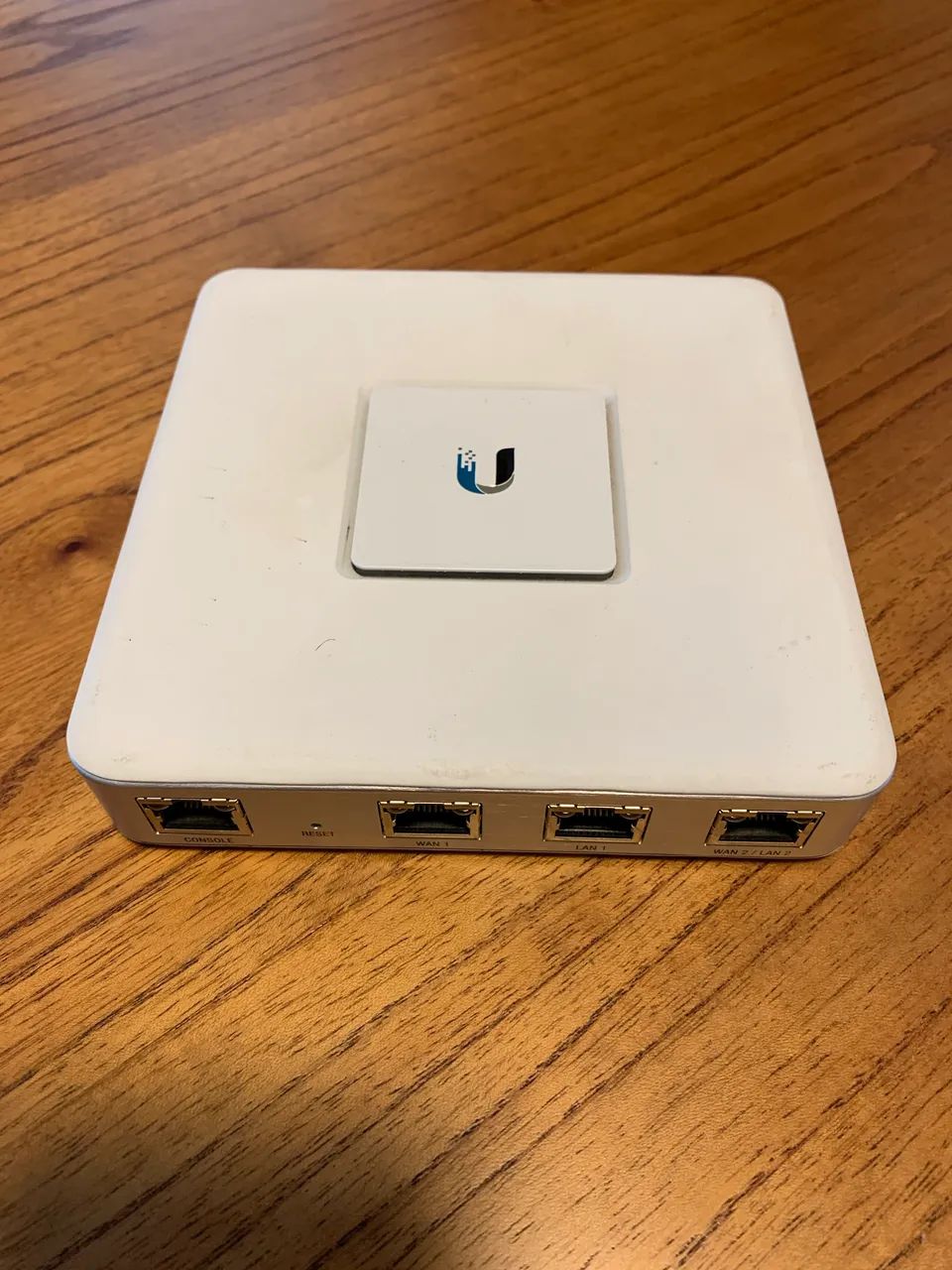 Ubiquiti Unifi USG