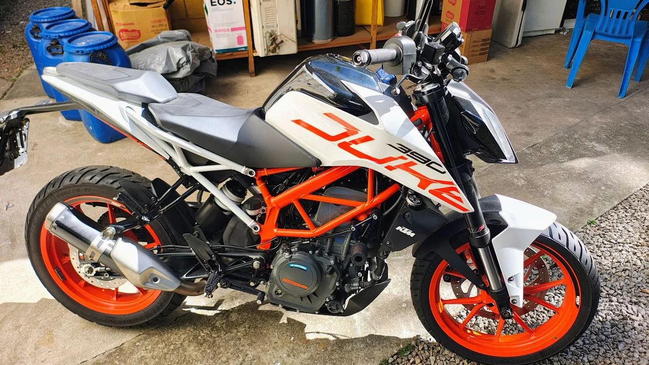 KTM Duke 390 
