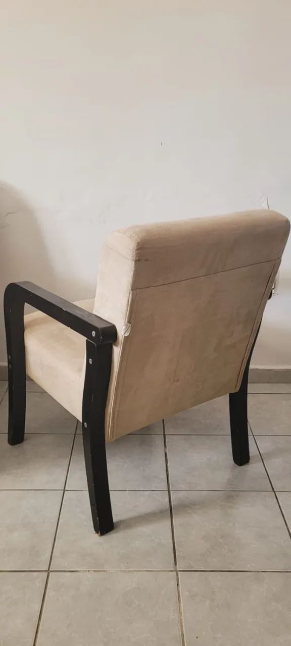 VENDO CADEIRA ESTOFADA - Foto 4