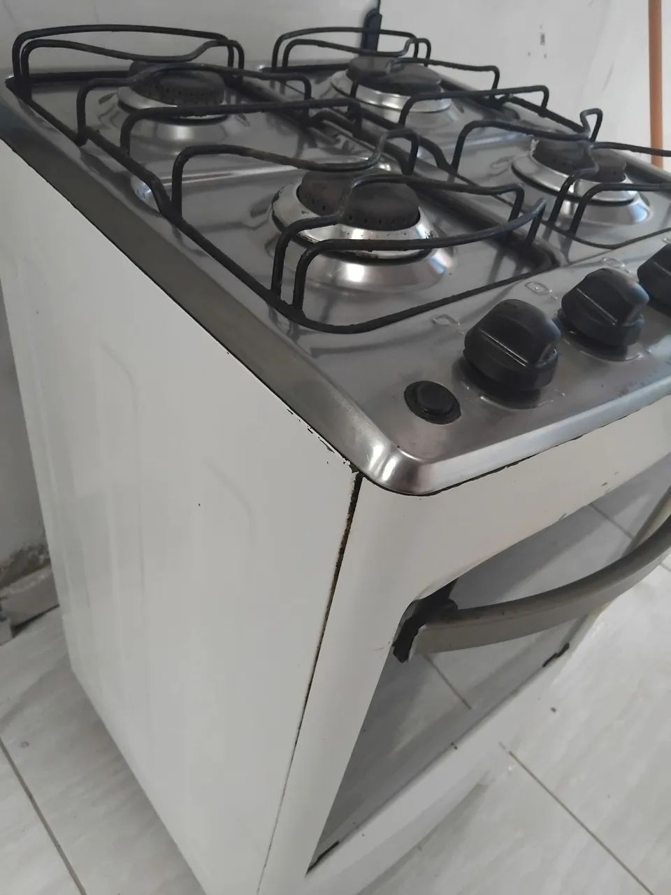 Fogão eletrolux usado com marcas de uso  - Foto 5