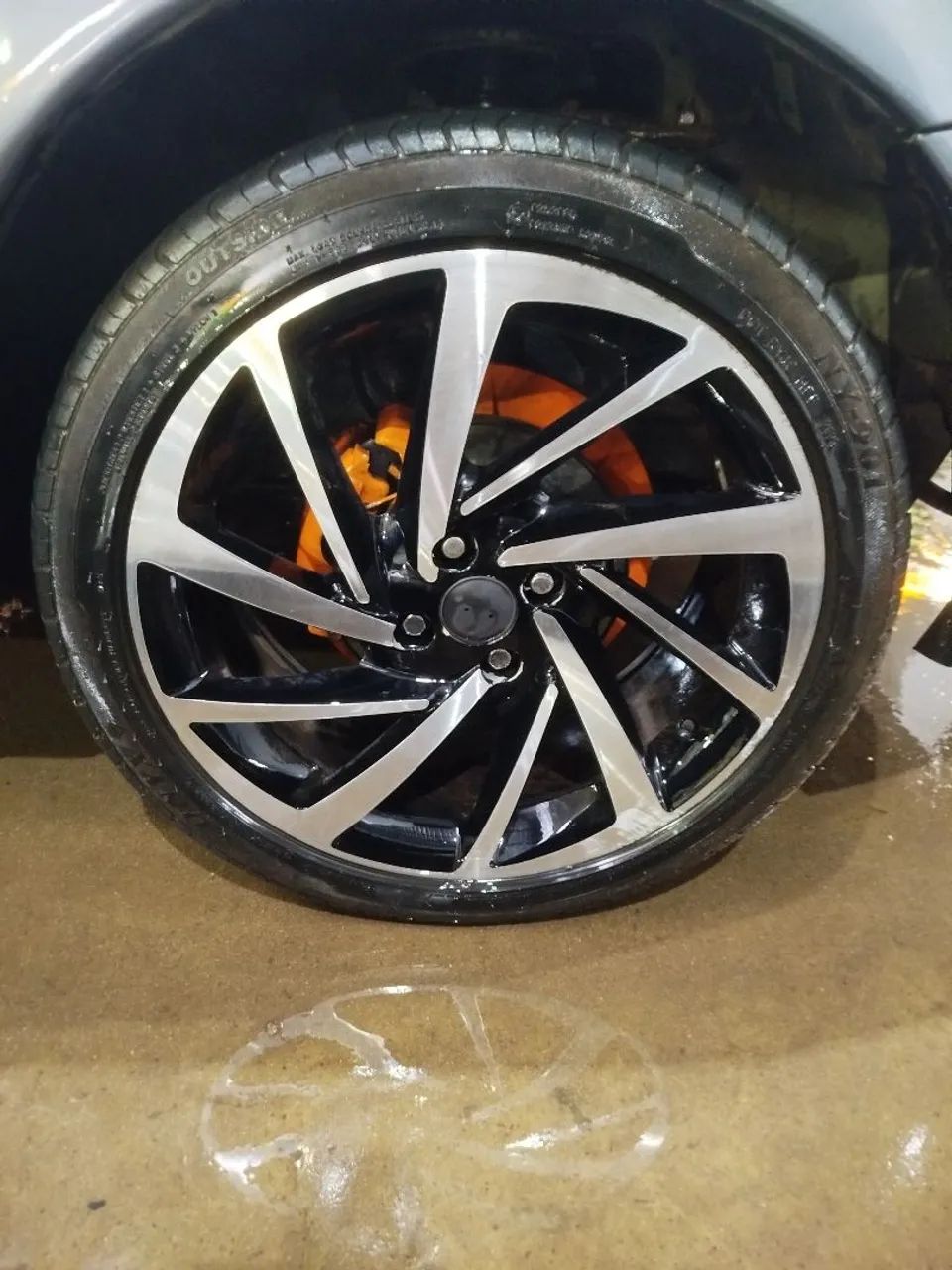 Rodas 17 com pneus bom - Foto 4