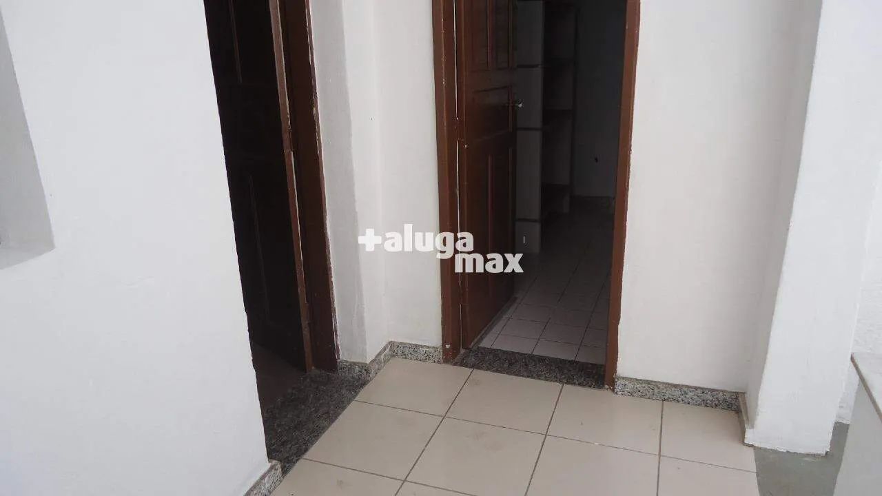 Casa com 03 quartos no Cachoeirinha - Foto 3