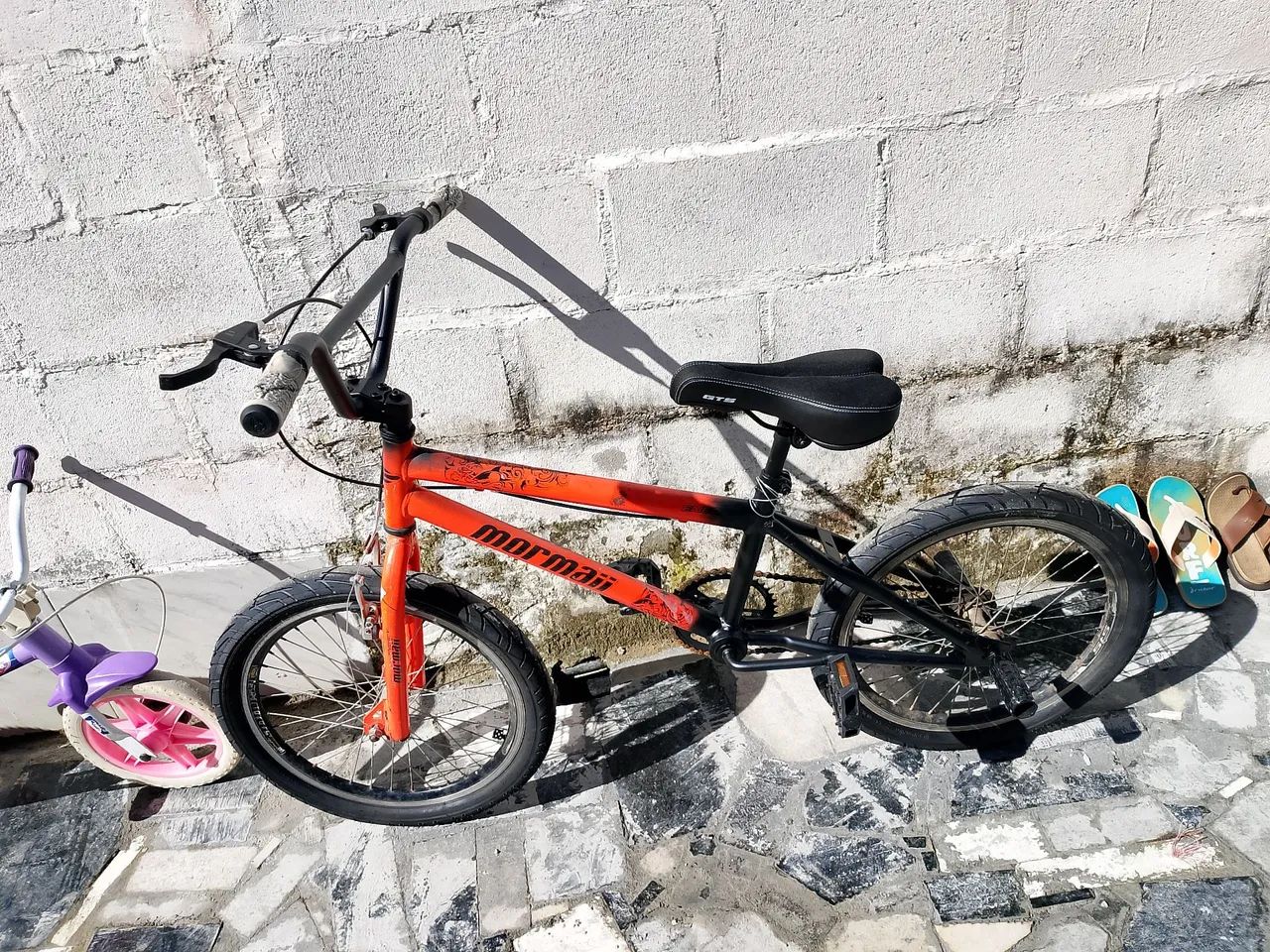 Vendo  bicicleta aro 20 para menino