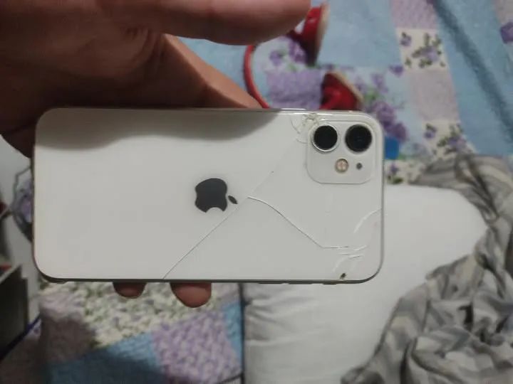 iPhone 11 128 gb 