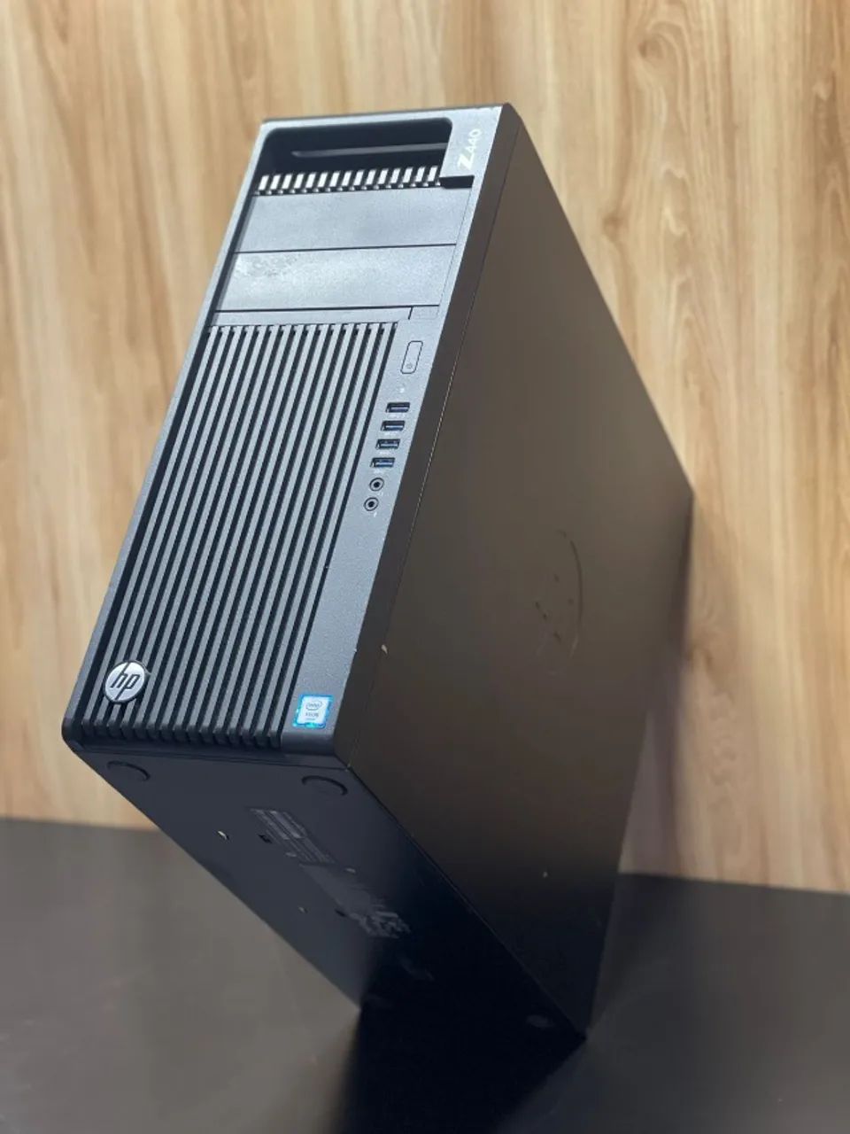 Workstation Profissional HP Z440 Intel Xeon Xeon E5-1650 v3 06/12